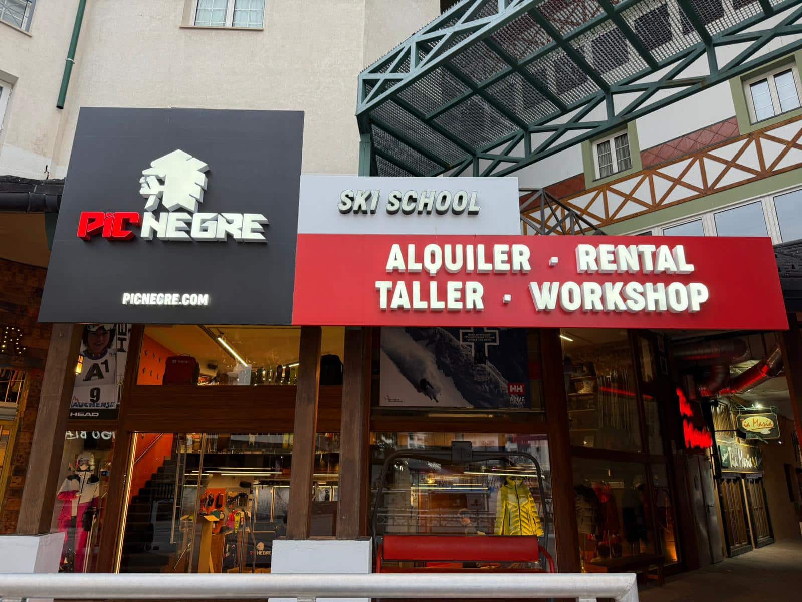 Location de skis à Sierra Nevada - Pic Negre